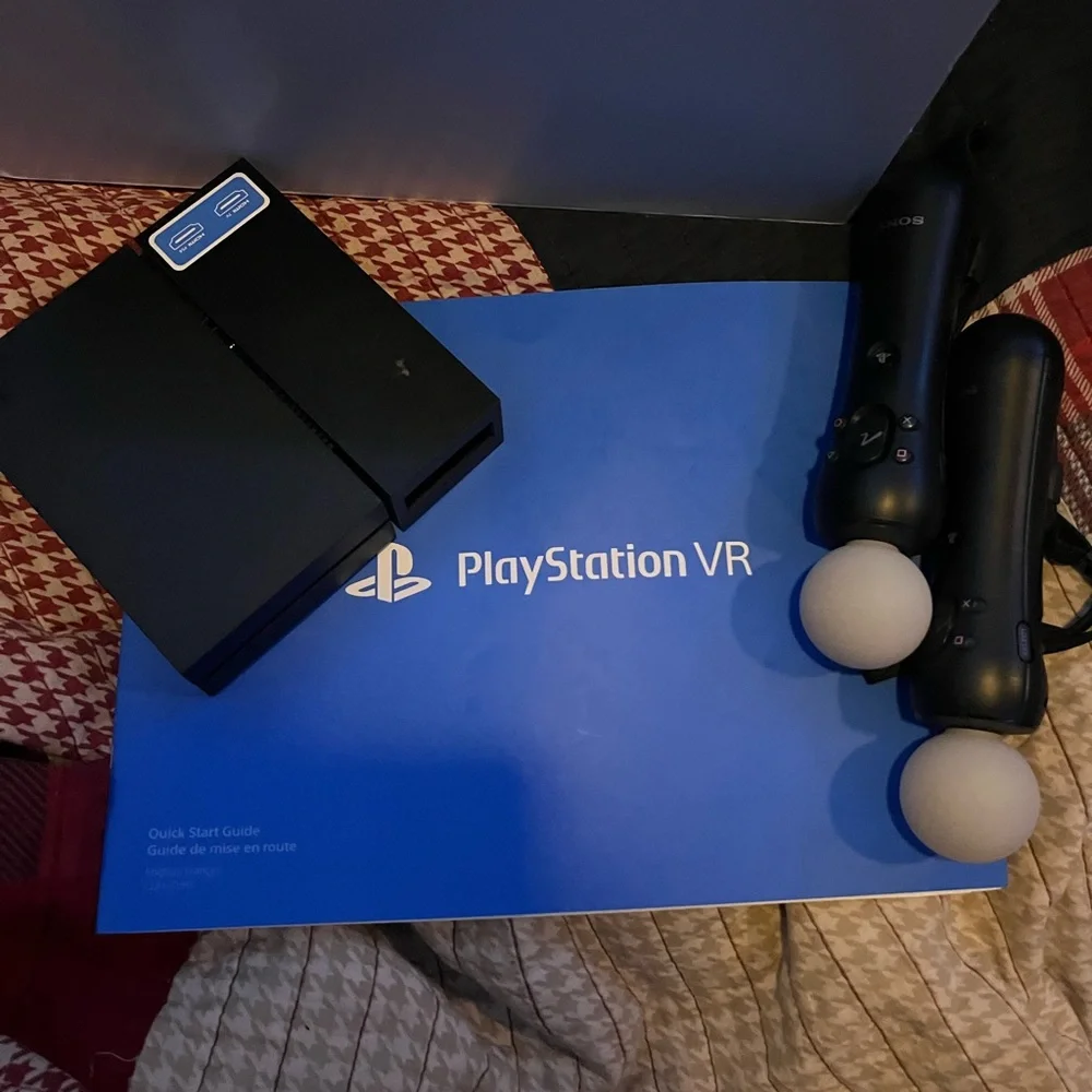 Sony PlayStation VR Headset - White and Black